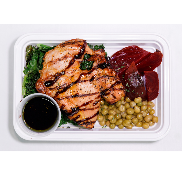 (LL  7.1)  Balsamic Glazed Chicken Thighs with Roasted Kale, Beets & Peas
